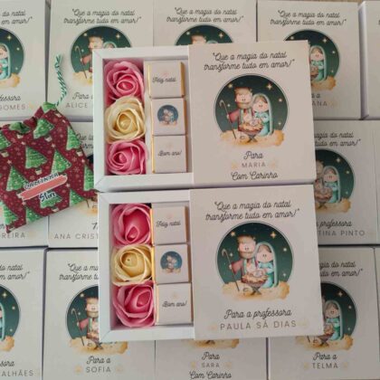 Caixa Oferta com Rosas de Sabão - Natal